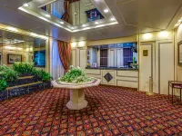 Atlante Garden Hotel Hotels near Piazza del Risorgimento