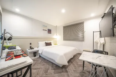 Busan Yeonsan Togok Hotel Roi Các khách sạn gần Onchonchon Citizen's Park