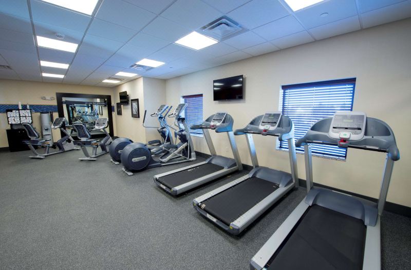 Hampton Inn & Suites Bismarck/Northwest photo 3