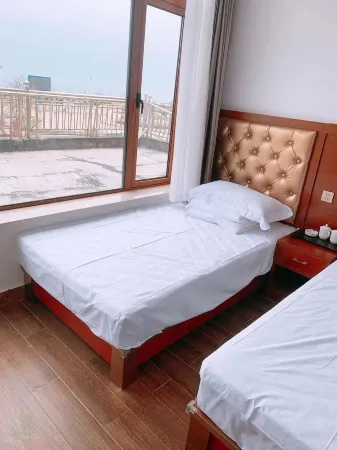 Donggang Jinkuan Hotel Отели рядом с достопримечательностью «Dalu Island»