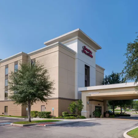 Hampton Inn & Suites Schertz