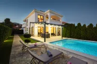 Luxury City Villa Trogir - ヴィラ