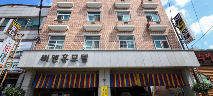 Wando C and Hyu Hotels in Wando