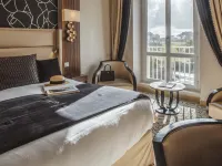 Regina Experimental Biarritz Hotels near Rocher de la Vierge