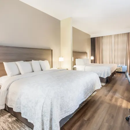 Red Roof Plus+ & Suites Birmingham - Bessemer