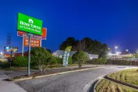 HomeTowne Studios Atlanta NE - Norcross South Hotels in Norcross