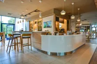 Holiday Inn 布拉格機場 - 酒吧