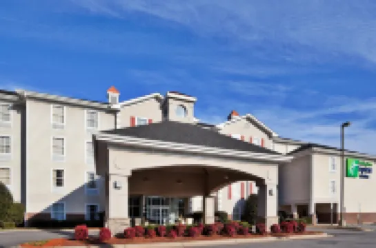 Holiday Inn Express & Suites CONOVER (HICKORY AREA) by IHG