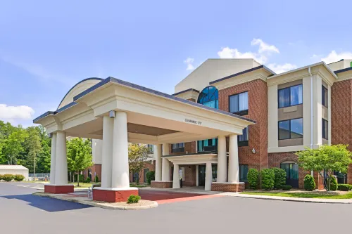 Holiday Inn Express & Suites YOUNGSTOWN (N. LIMA/BOARDMAN) by IHG