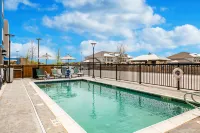 Tru by Hilton Midland - Pools