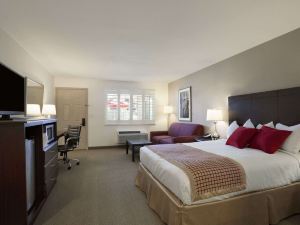 Ramada by Wyndham Tempe/at Arizona Mills Mall