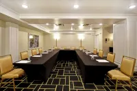 DoubleTree by Hilton Deadwood at Cadillac Jack's - Разрешено размещения с домашними животными