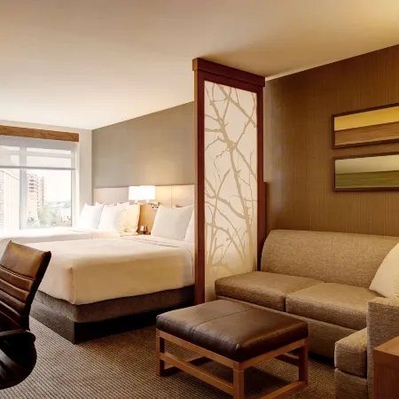 Hyatt Place Arlington Courthouse Plaza Отели рядом с достопримечательностью «Арлингтон-хаус»