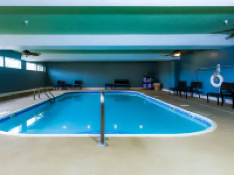 Holiday Inn Express OSAGE BCH - LAKE OF THE OZARKS by IHG Hotels in Pawhuska Township