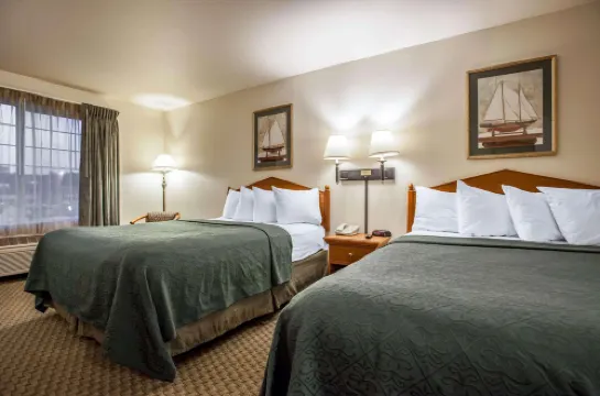 Quality Inn & Suites Federal Way - Seattle - Parkplatz