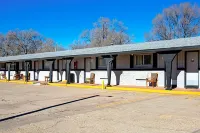 Rodeway Inn & Suites Raton Hotels in Raton