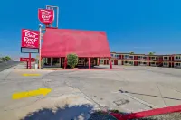 Red Roof Inn Needles