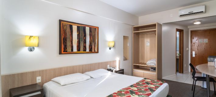 Eko Residence Hotel - próximo a Santa Casa e Auditório Araujo Vianna โรงแรมในปอร์ตูอาเลเกร