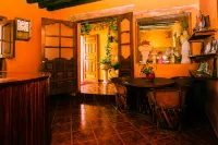 OYO Posada de Los Angeles, Pátzcuaro Hotels in Tzintzuntzan