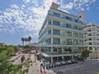 Kyrat Amarac Suites Hotels in Cala Bona