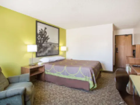 Super 8 by Wyndham Kingman Hotels in Kingman