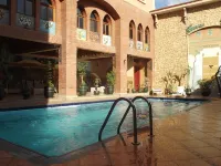 Hotel Al Kabir - ที่มีสระว่ายน้ำ