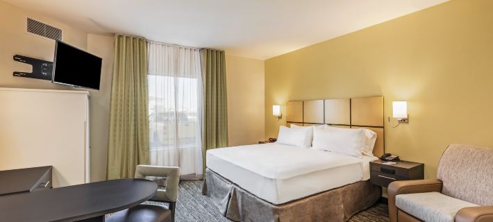 Candlewood Suites LENEXA - OVERLAND PARK AREA by IHG Hotels in Johnson County
