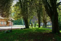 Grander Mühle Hotels near St. Marienkirche Basthorst - Ev.-Luth. Kirchengemeinde Basthorst
