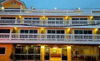 Sea Falcon Hotel - 2-Star