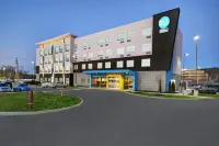 Tru by Hilton Portland Airport