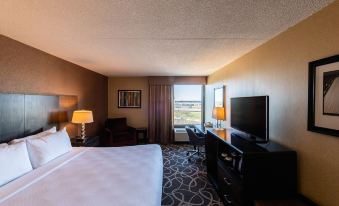 Crowne Plaza Newark Airport, an IHG Hotel