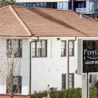 Peppers Gallery Hotel Canberra Hotel Exterior