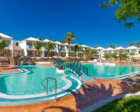 H10 オーシャン スイーツ マクソラタのホテル