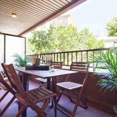 Classic Executive Bonanova Apartment Rooms