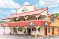 Days Inn by Wyndham Holladay Các khách sạn ở Holladay