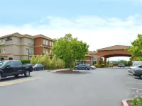 Hilton Garden Inn Napa - parking