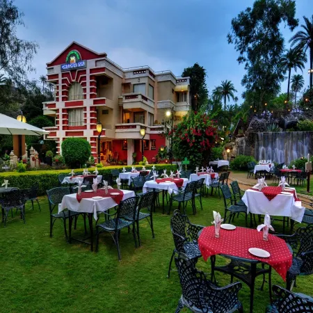 Chacha Inn the Garden Retreat