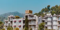Royal Court by the Lake Hill - Deluxe Room With Garden View
