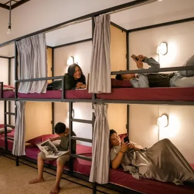 Semeru Hostel Malang Hotel dekat Stadion Gajayana Malang