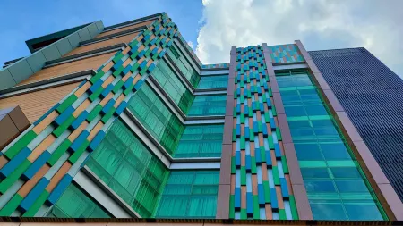 Hotel John Отели в г. Тагбиларан