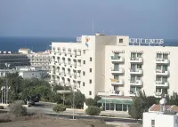 Maris Grand Resort