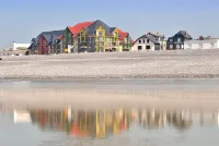 Madame Vacances les Terrasses de La Plage Hotels in Le Crotoy