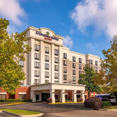 SpringHill Suites Norfolk Virginia Beach Hotels near Regent University