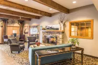 Quality Inn & Suites Hendersonville - Flat Rock Hotels in Blue Ridge