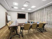 Staybridge Suites SEATTLE DOWNTOWN - LAKE UNION by IHG Hotels near KeyArena