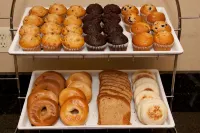 Hampton Inn Fremont - breakfast