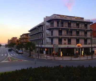 Hotel Nereida Hotels near Platja de l'Estartit