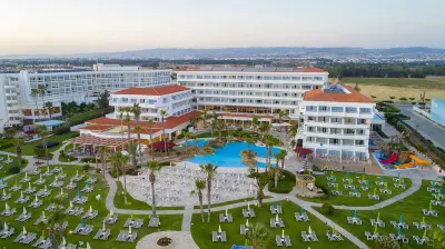 Riu Cypria Resort