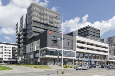 Lumina Apartment on Drewnowska Hotels near Zgniłe Błota