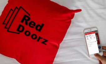 RedDoorz Premium @ Jalan Cengkeh Malang